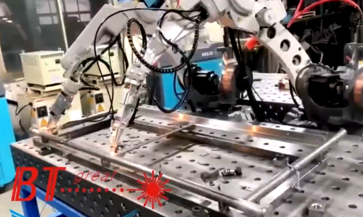 机械人激光焊机焊接钢管